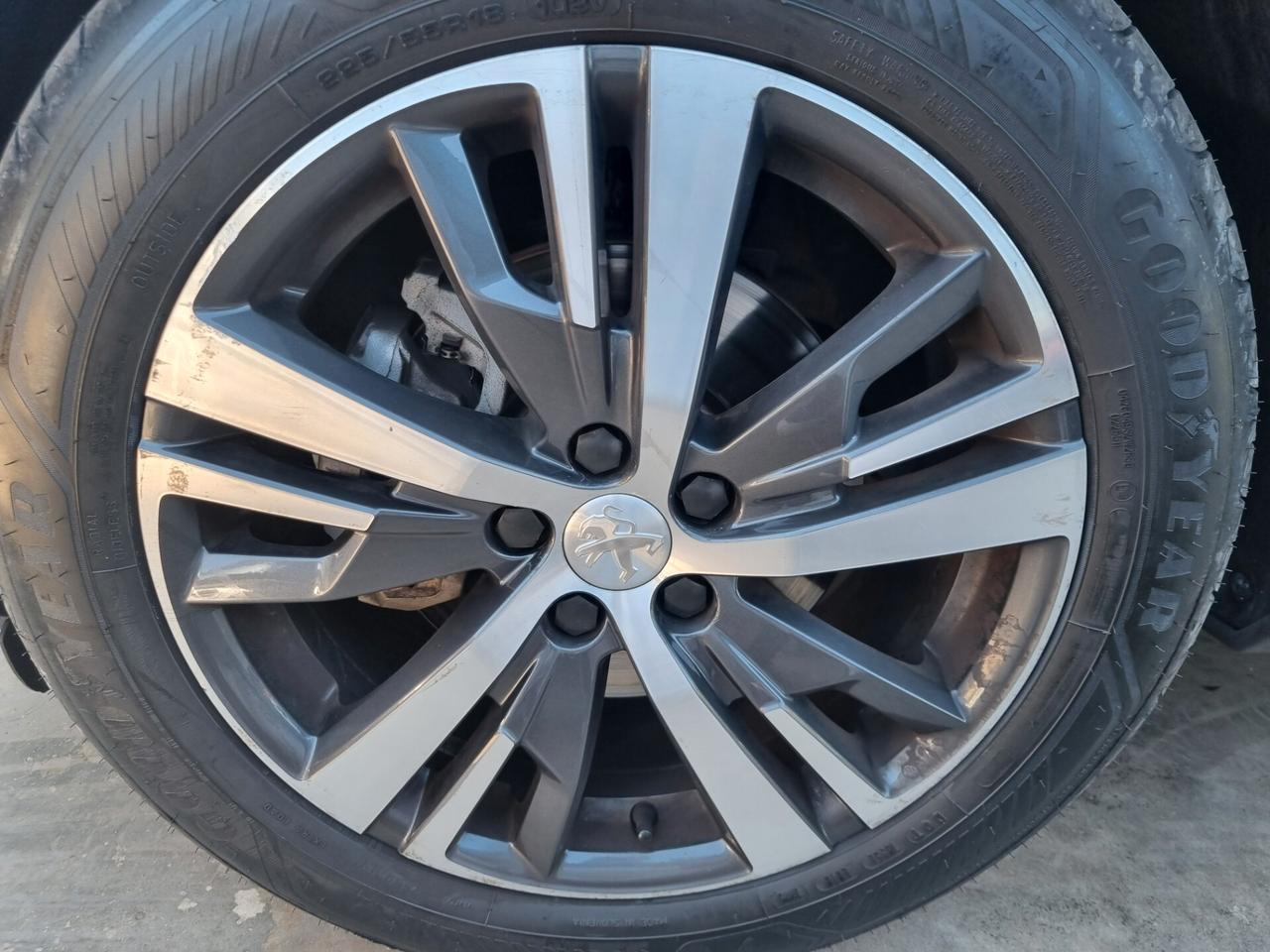 Peugeot 5008 BlueHDi 130 S&S Allure