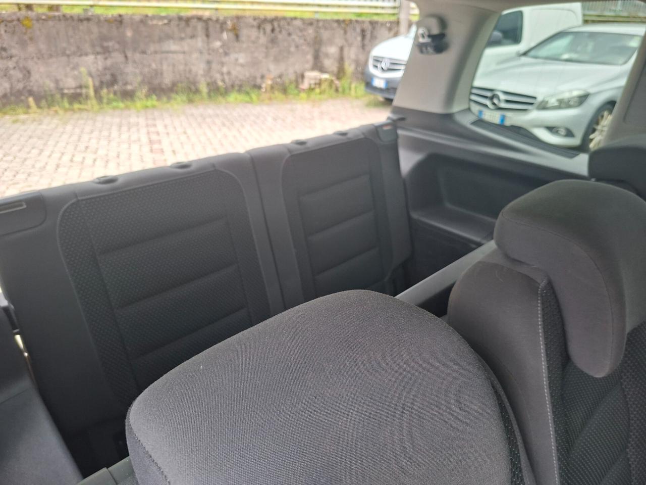Volkswagen Touran Business 1.6 TDI Comfortline