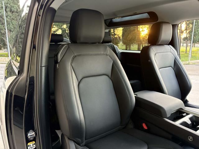 LAND ROVER Defender 90 3.0D I6 200 CV AWD Auto ''TOTAL BLACK''