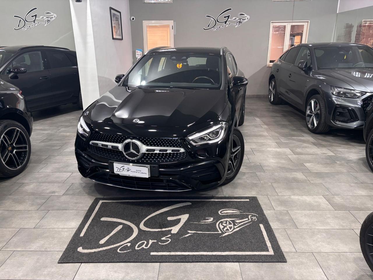 MERCEDES-BENZ GLA200D PREMIUM AMG MULTICOLOR LED-NAVI