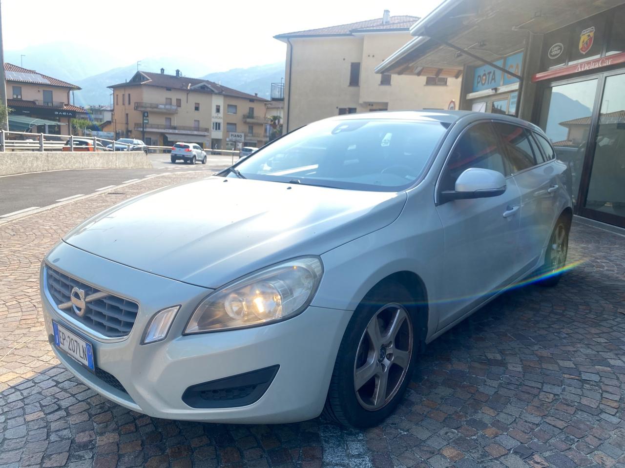 Volvo V60 D4 Kinetic