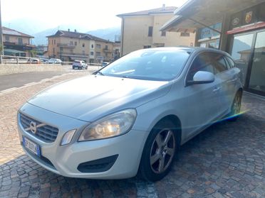 Volvo V60 D4 Kinetic