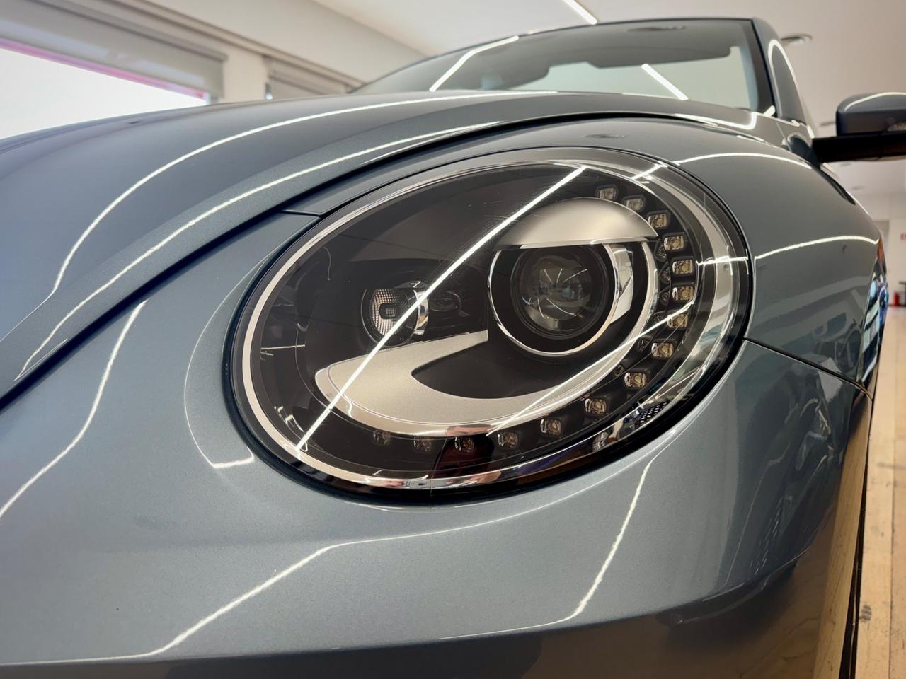 Volkswagen Maggiolino Cabrio DENIM EDITION 29.000 KM