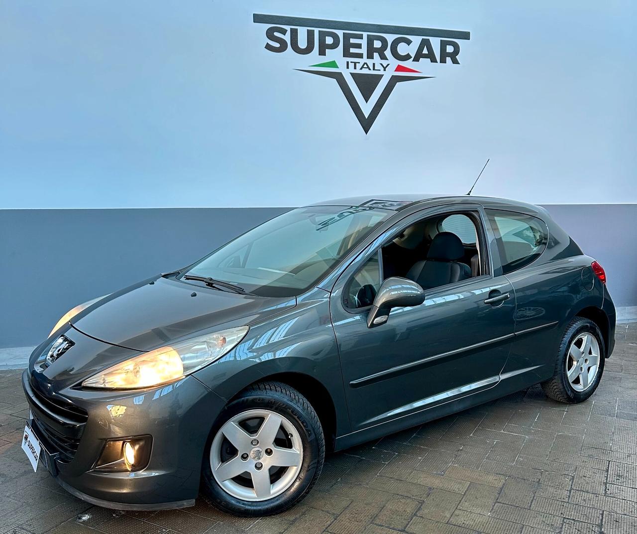 Peugeot 207 1.4 Benz, ott condiz general, euro 4. si meopat