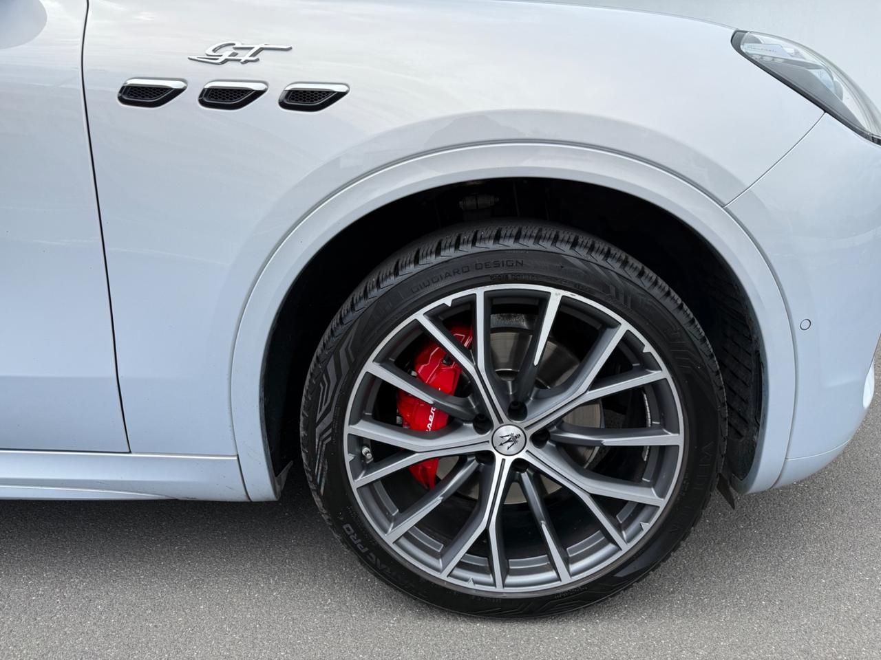 Maserati Grecale GT 300 CV IVA ESPOSTA