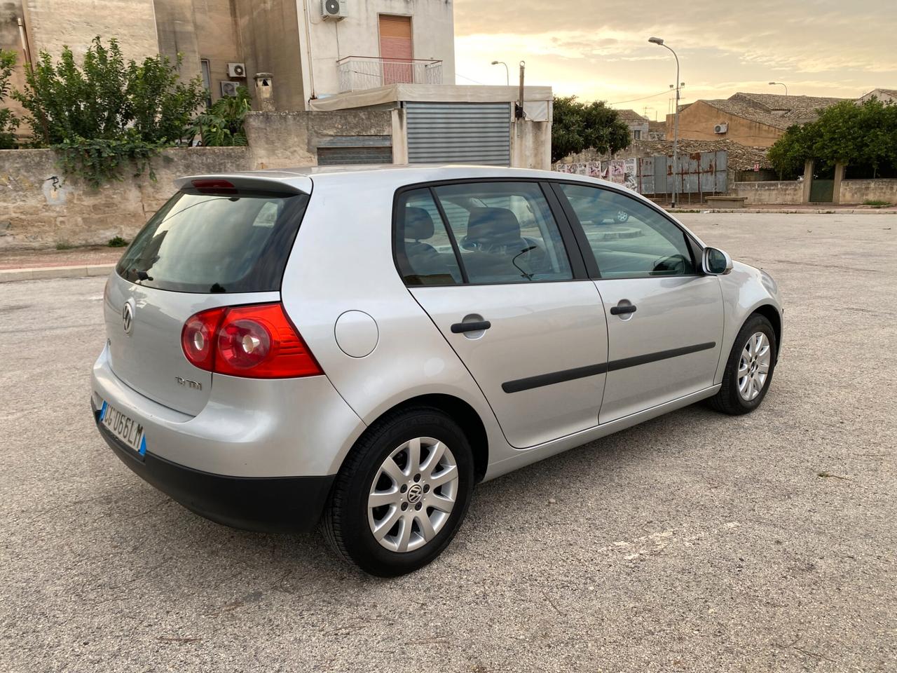 Volkswagen Golf 1.9 TDI 5p. Comfortline