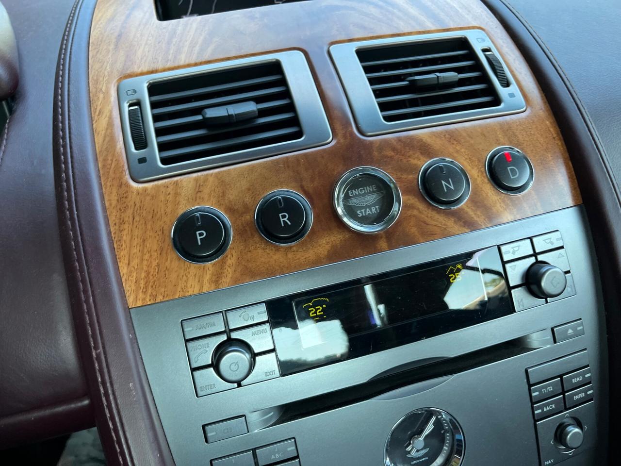 ASTON MARTIN DB9 Coupé Touchtronic