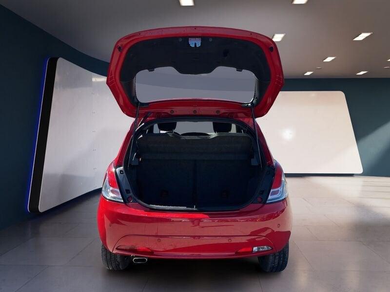 Lancia Ypsilon III 2015 1.0 hybrid Gold s&s 70cv