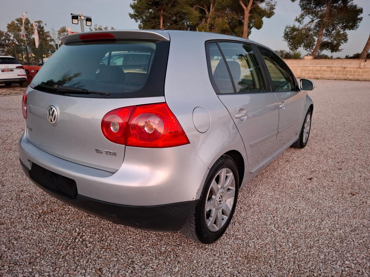 VW GOLF 5 -1.9TDI 105CV-5PORTE*CLIMA