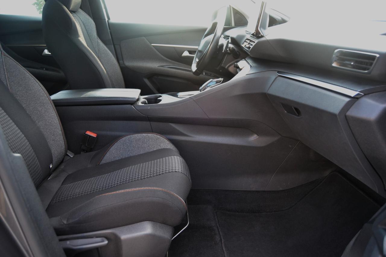 Peugeot 3008 BlueHDi 130 S&S EAT8 07/2021