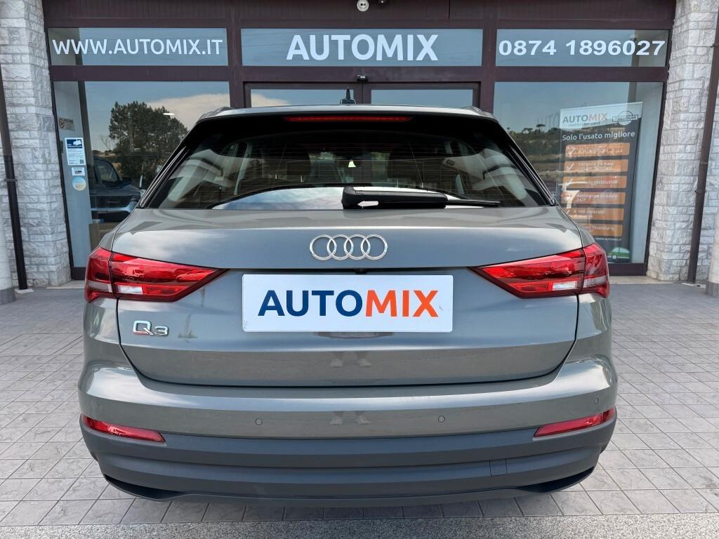 Audi Q3 35 TDI S tronic Business