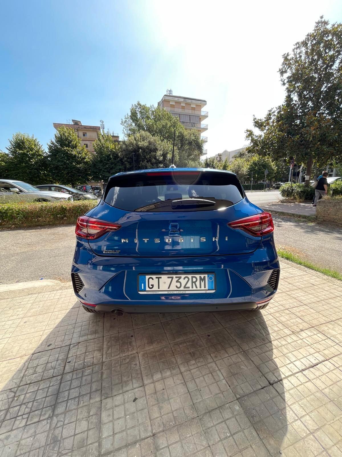 Mitsubishi Colt 1.0L turbo 90 CV Invite