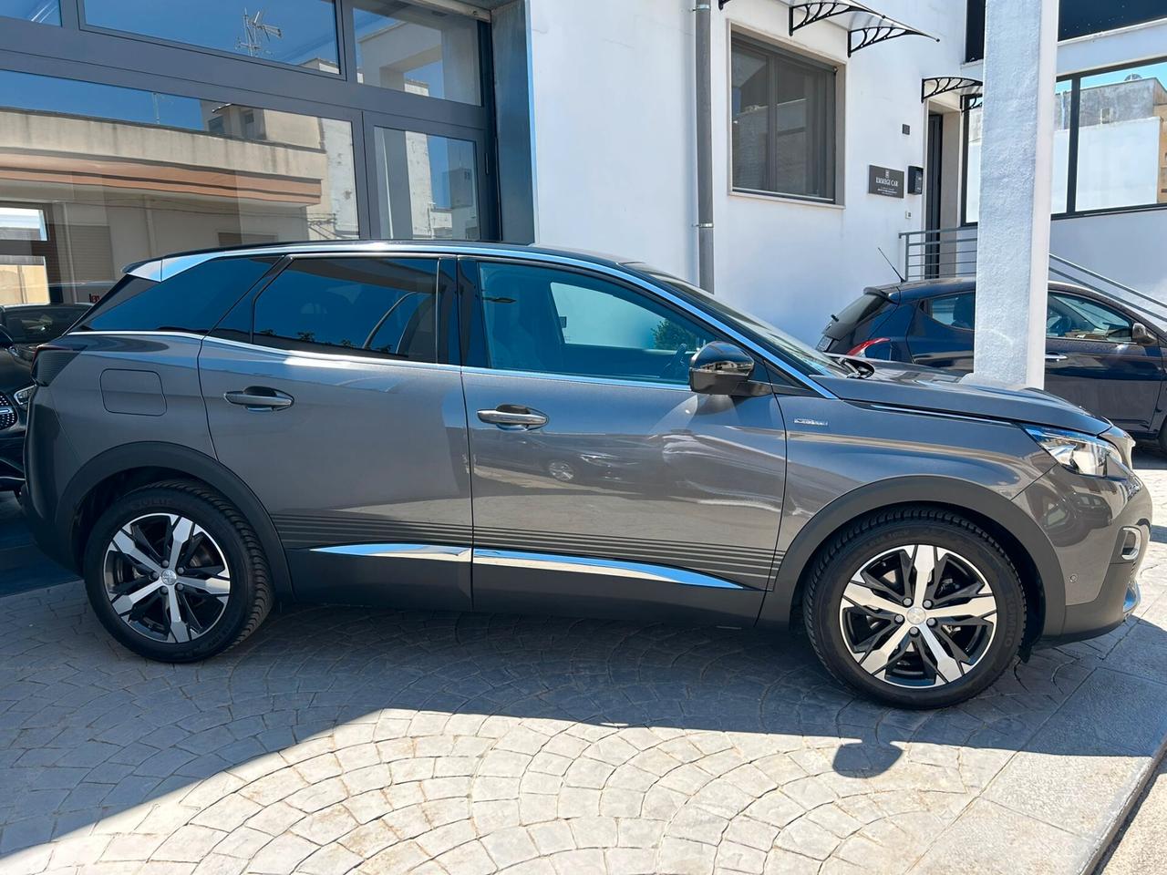 Peugeot 3008 1.5 BlueHDI 130Cv GTLINE-2018