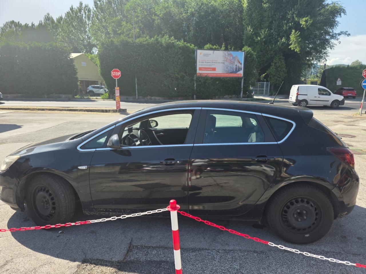 Opel Astra 1.4 100CV 5 porte Elective
