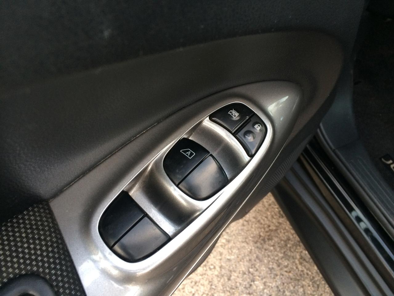 2012 Nissan Juke 1.5 dCi tagliandata con garanzia !!!