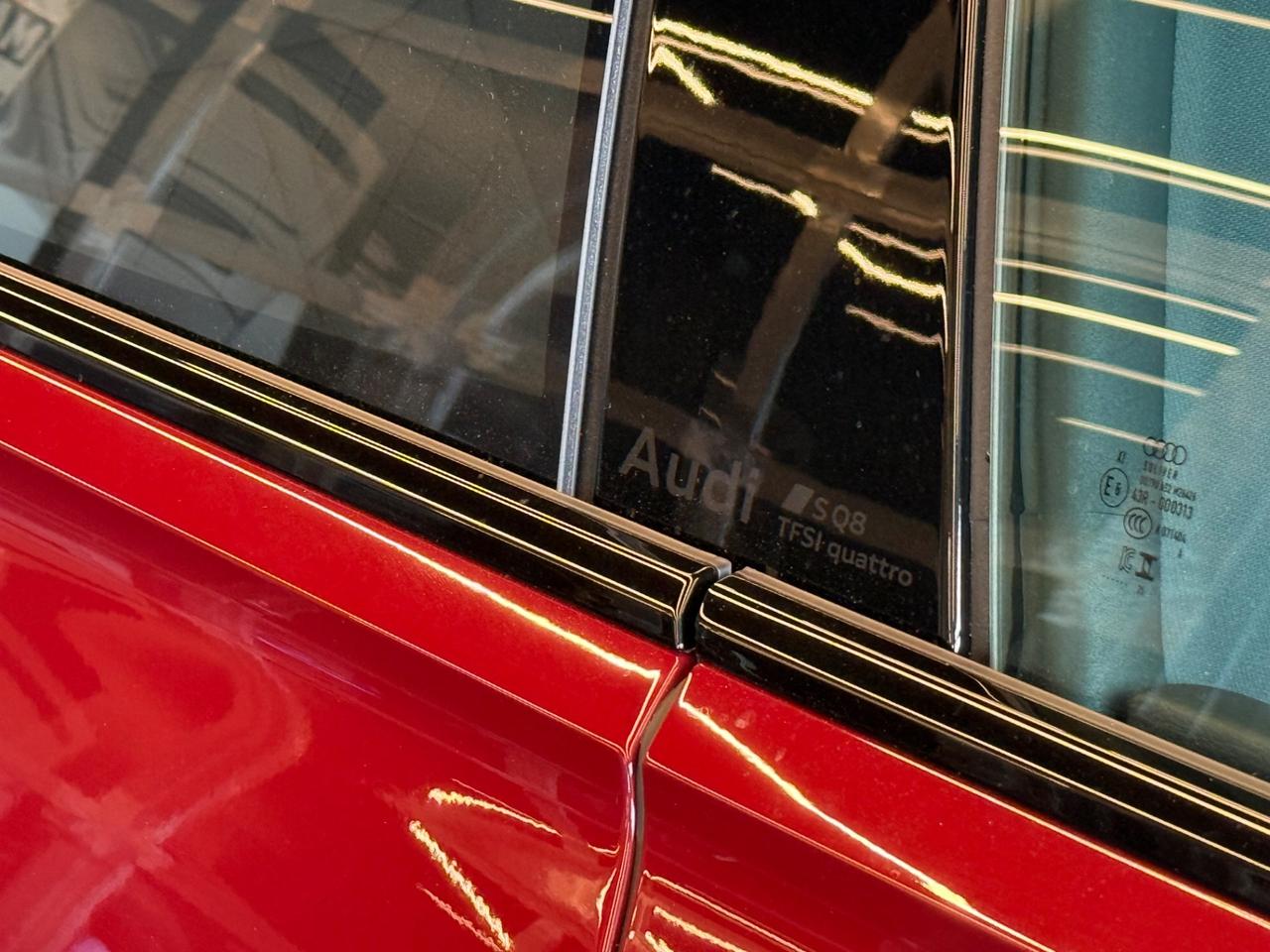 Audi SQ8 TFSI -Totalemente Exclusive-