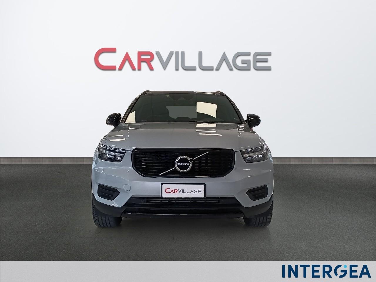 VOLVO XC40 1.5 t3 R-design 163cv auto my21