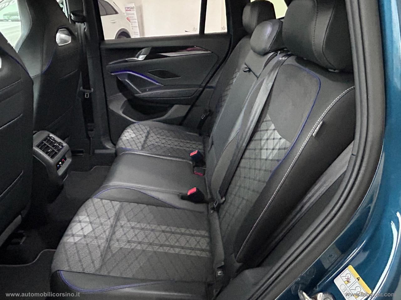 VOLKSWAGEN Tiguan 2.0 TDI 150 CV DSG R-Line