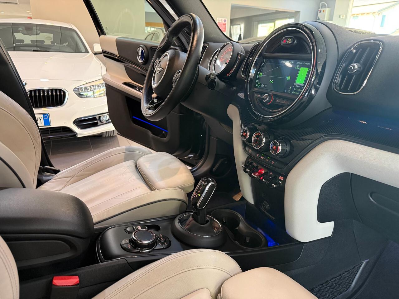 Mini Cooper SD Countryman 2.0 Hype all4 auto my18 88.000 KM!!!