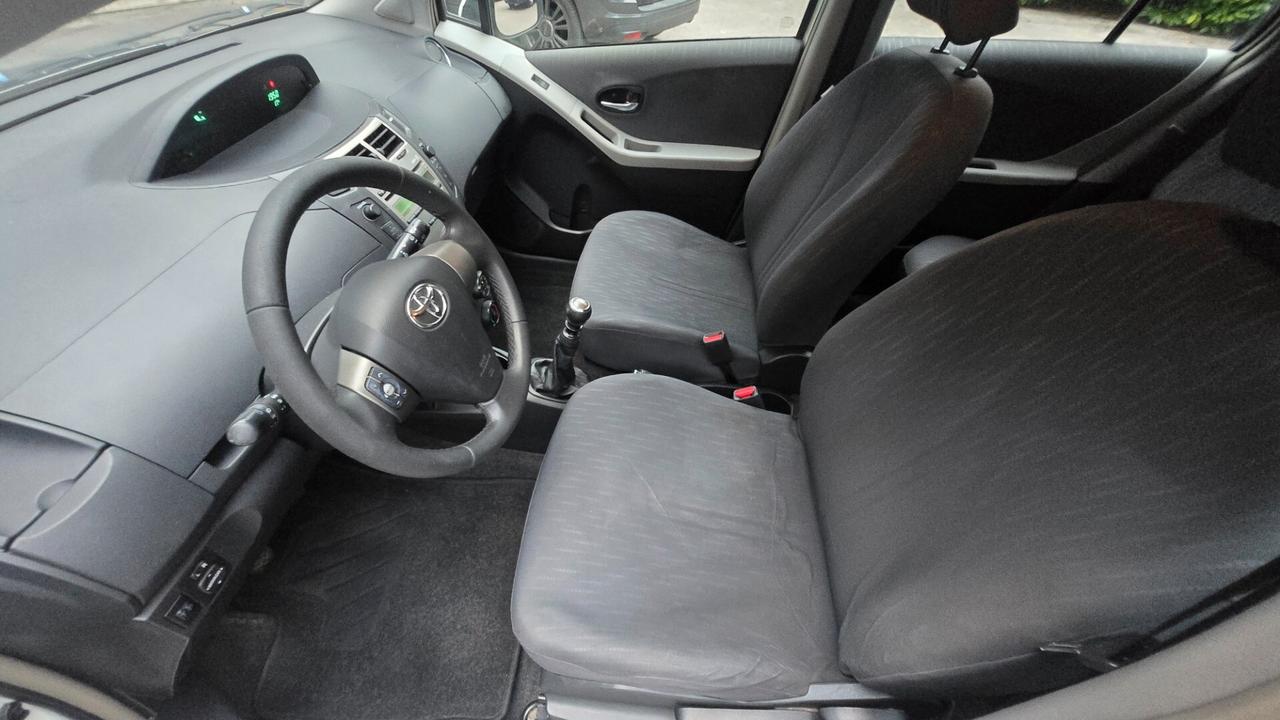Toyota Yaris 1.3 5 porte Sol
