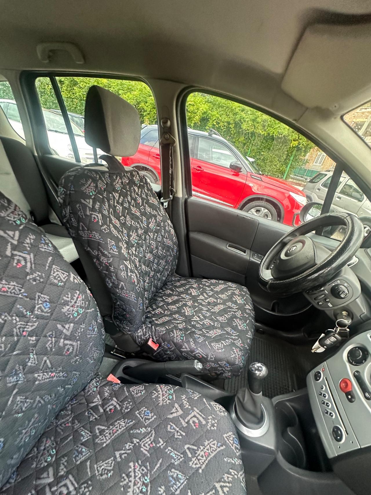Renault Modus Grand 1.2 16V Dynamique