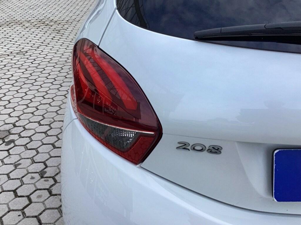 Peugeot 208 5 Porte 1.2 PureTech Signature