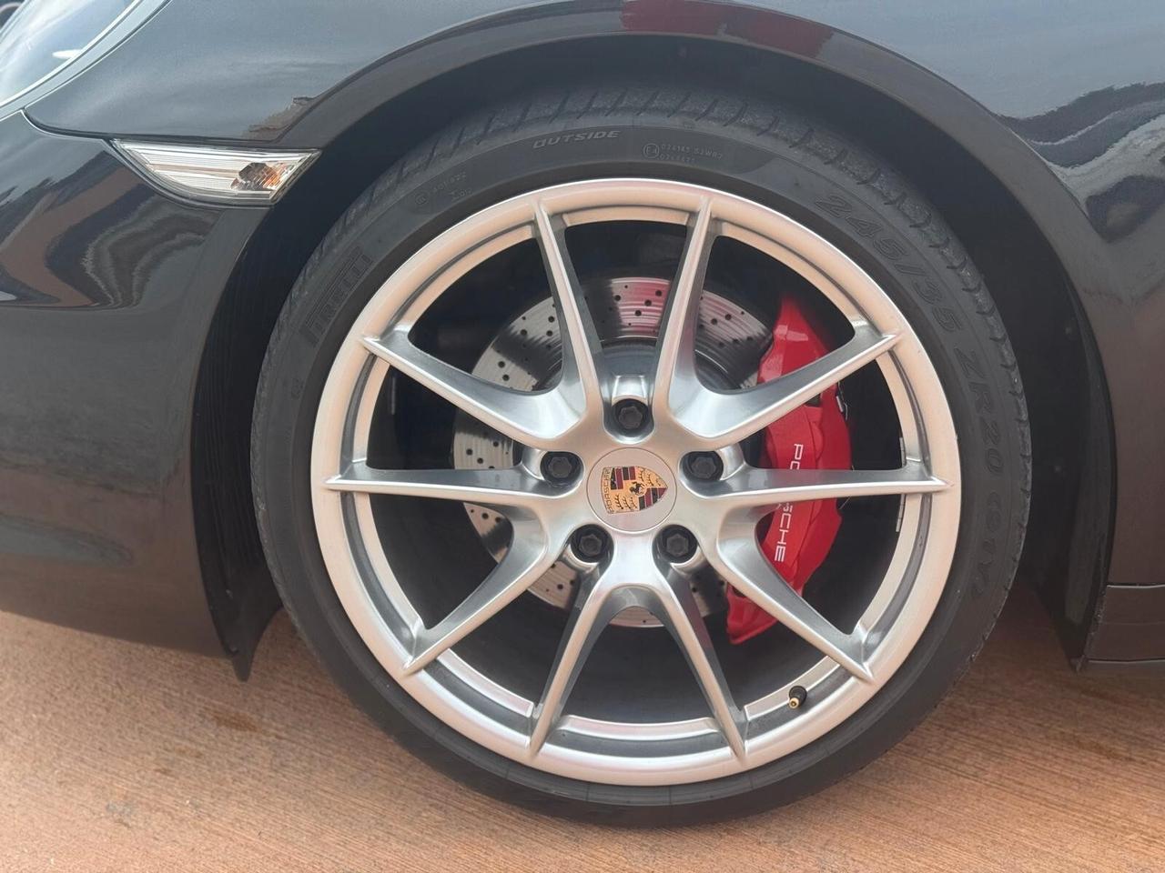 Porsche 911 3.8 Carrera 4S Coupé