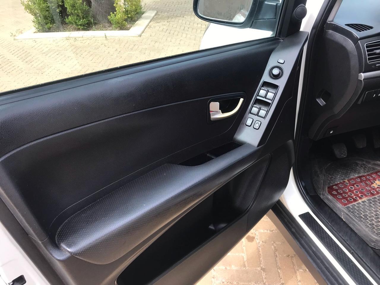 Ssangyong Korando 2.0 e-XDi 175 CV 2WD MT Classy