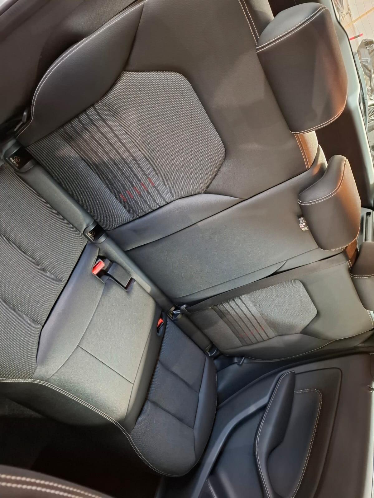 Mercedes-benz B 250 Premium