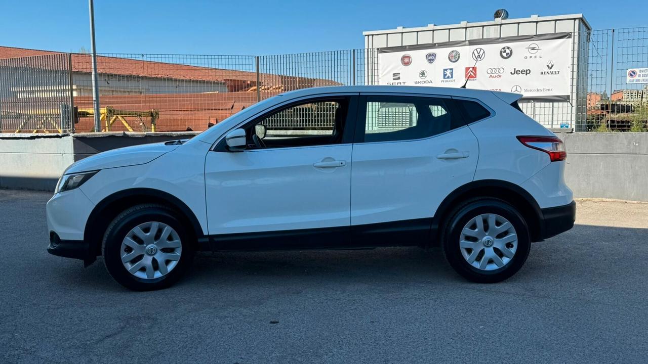 Nissan Qashqai 1.5 dCi N-Vision