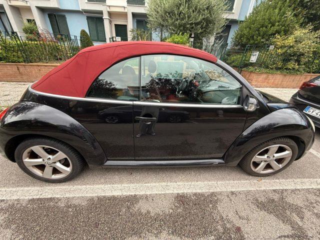VOLKSWAGEN New Beetle 1.6 Cabrio Edizione limitata RED Edition BORDEAUX