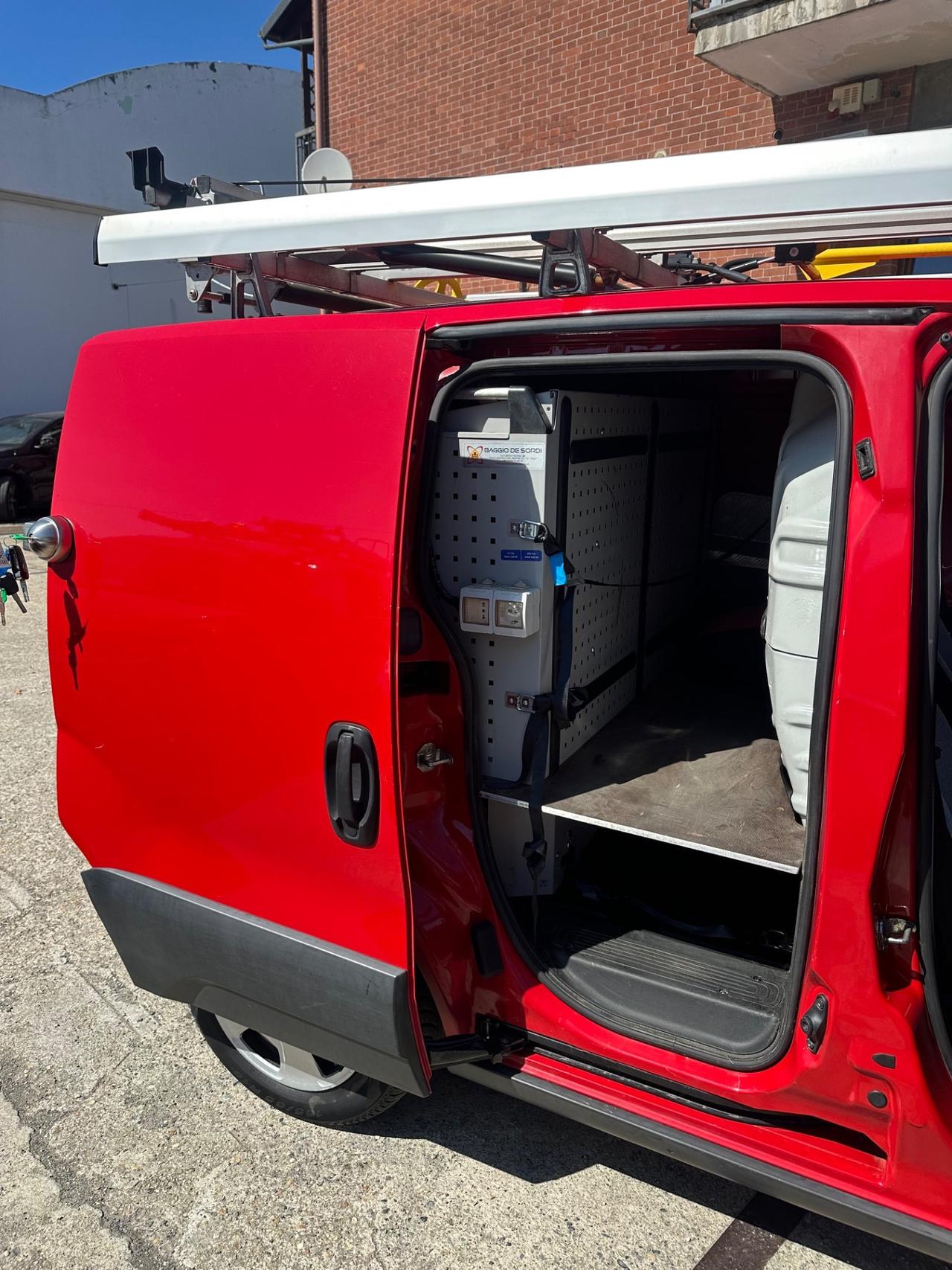 Fiat Fiorino 1.3 MJT 95CV Cargo Adventure