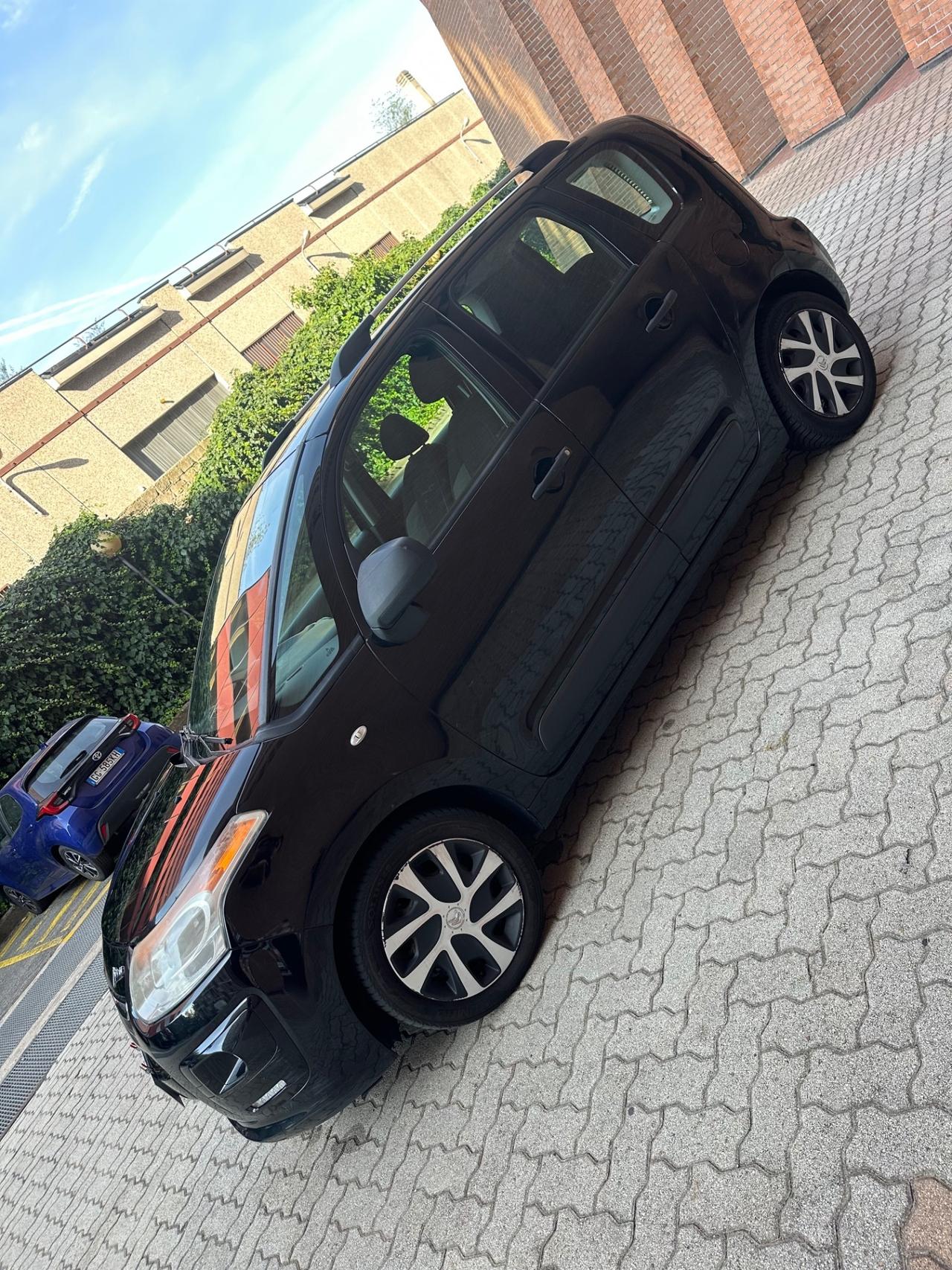 Citroen C3 Picasso 1.4 VTi 95 GPL airdream Seduction