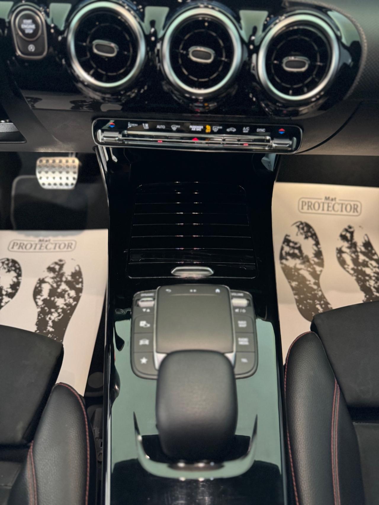 Mercedes-benz CLA 200 d Amg Premium Full optional Berlina