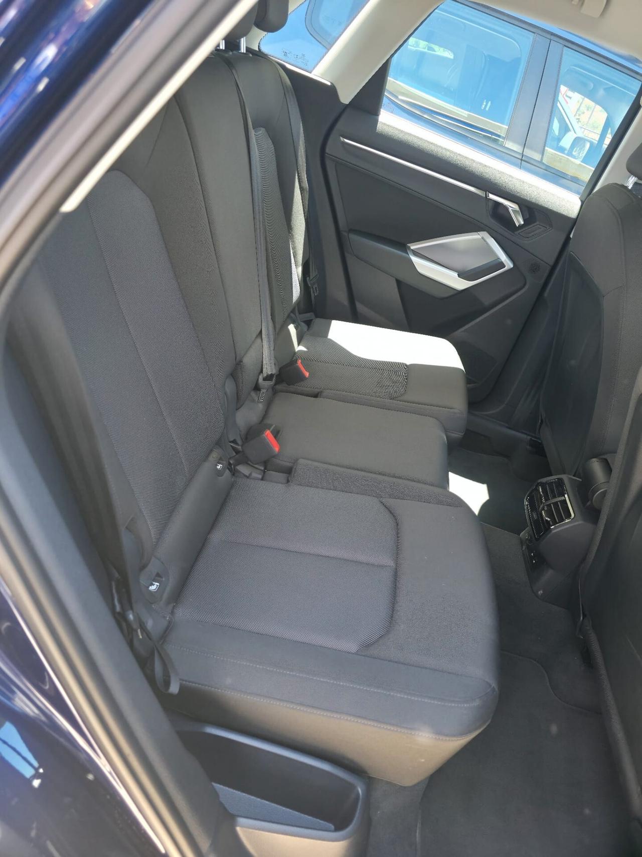 Audi Q3 35 TDI S tronic Business Advanced