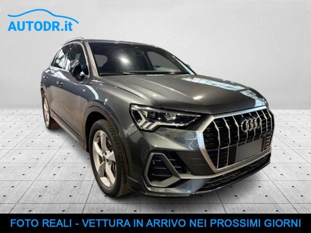 AUDI Q3 45 TFSIe S-Tronic 2xS-Line Retrocamera, Cerchi 19"