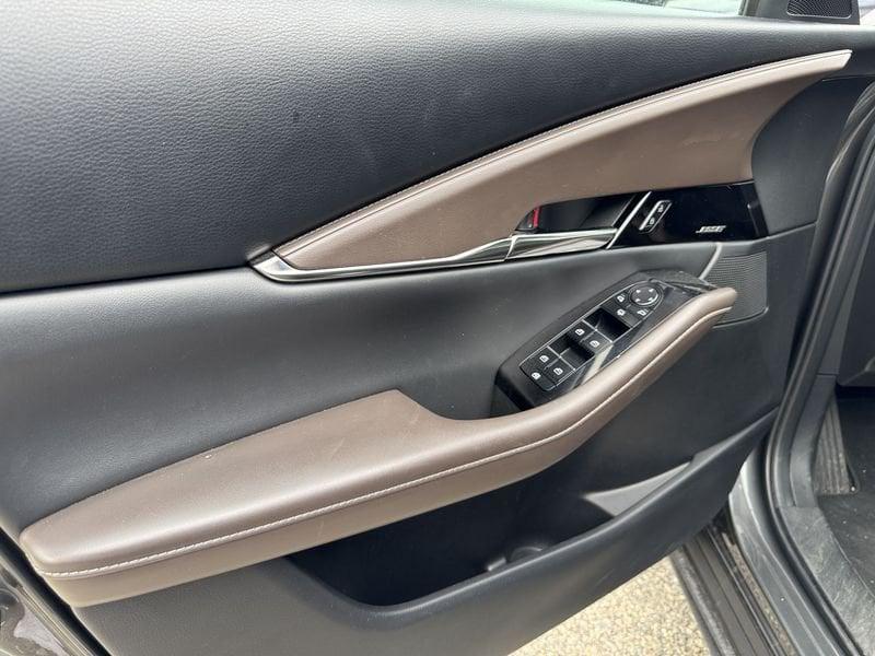 Mazda CX-30 2.0L Skyactiv-X M Hybrid 2WD Exceed