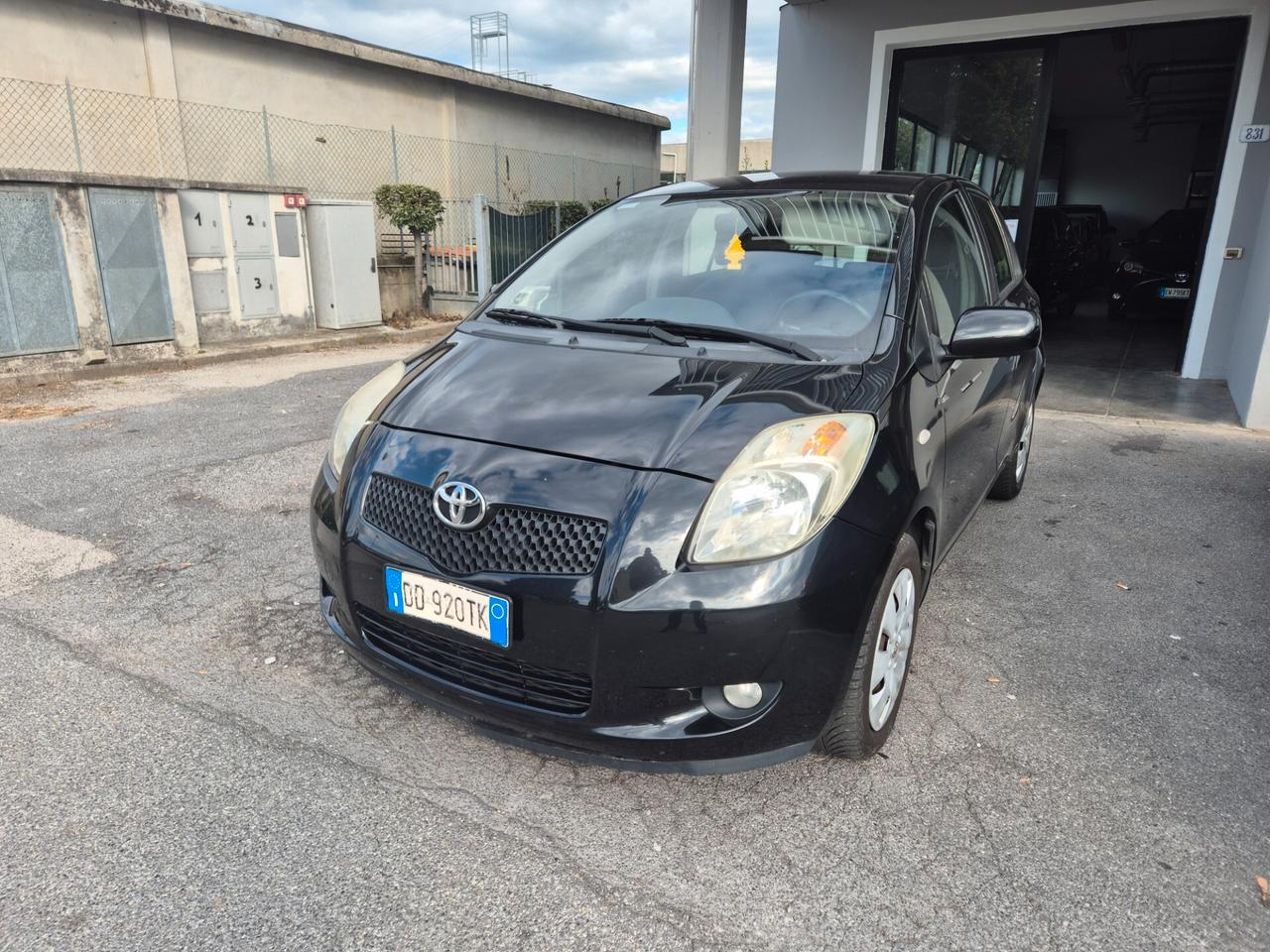 Toyota Yaris 1.0 5 porte Sol meccanica perfetta!!!