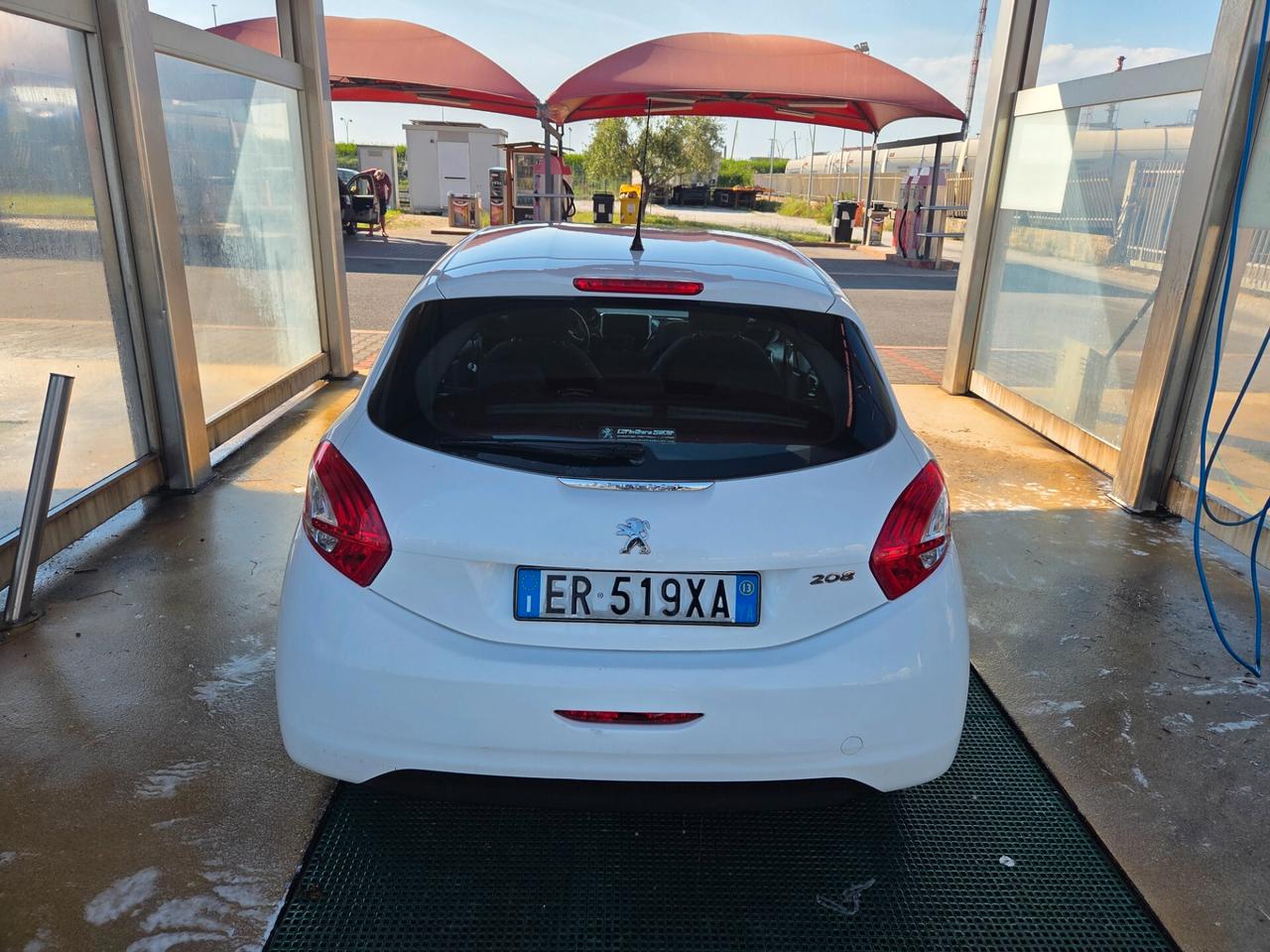 Peugeot 208 1.4 HDi 68 CV 5 porte 2013