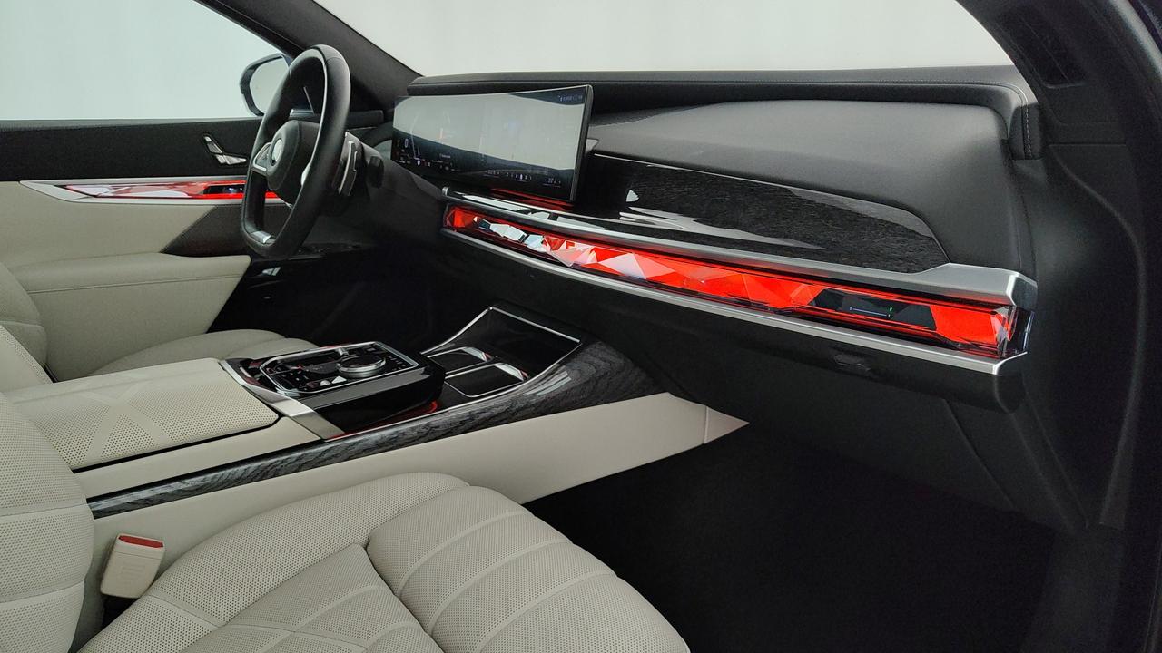 BMW Serie 7 G70 - 740d mhev xdrive MSport auto