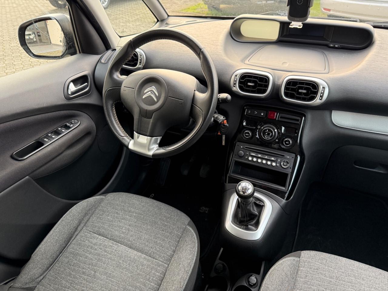 Citroen C3 Picasso 1.2 b.| CERCHI IN LEGA