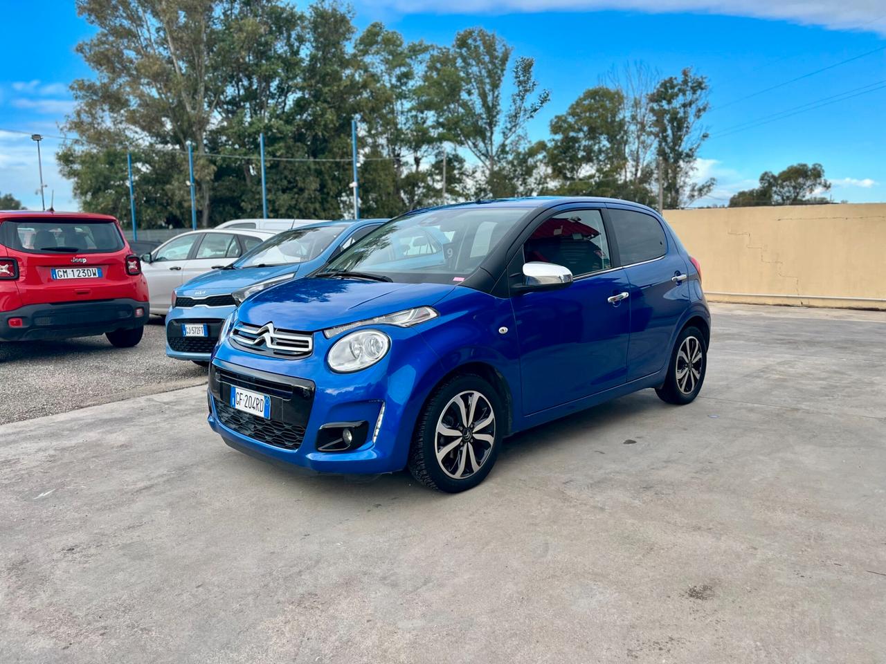 Citroen C1 VTi 72 S&S 5 porte Shine - Neopatentati