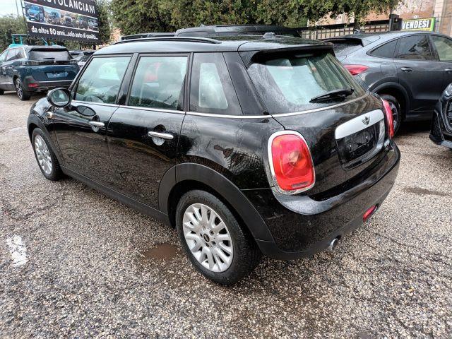 MINI Cooper D 1500 5 PORTE 116CV AUTOM. PDC "16 CLIMAUTO ITALIA