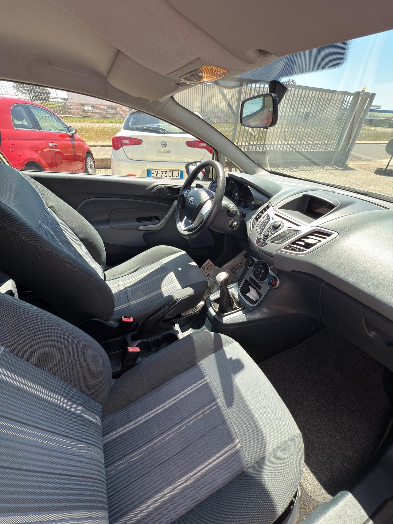 Ford Fiesta 1.4 TDCi 68CV 3 porte my09"