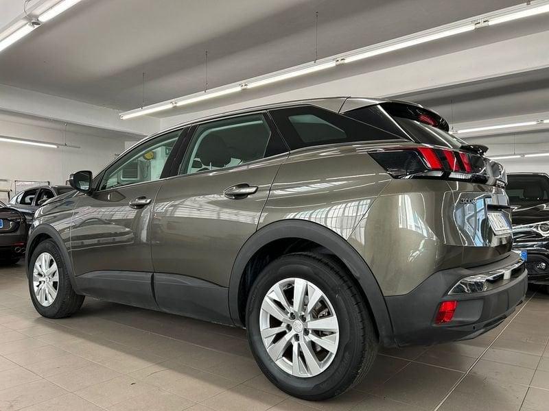 Peugeot 3008 BlueHDi 130 EAT8 S&S Business N1 autocarro