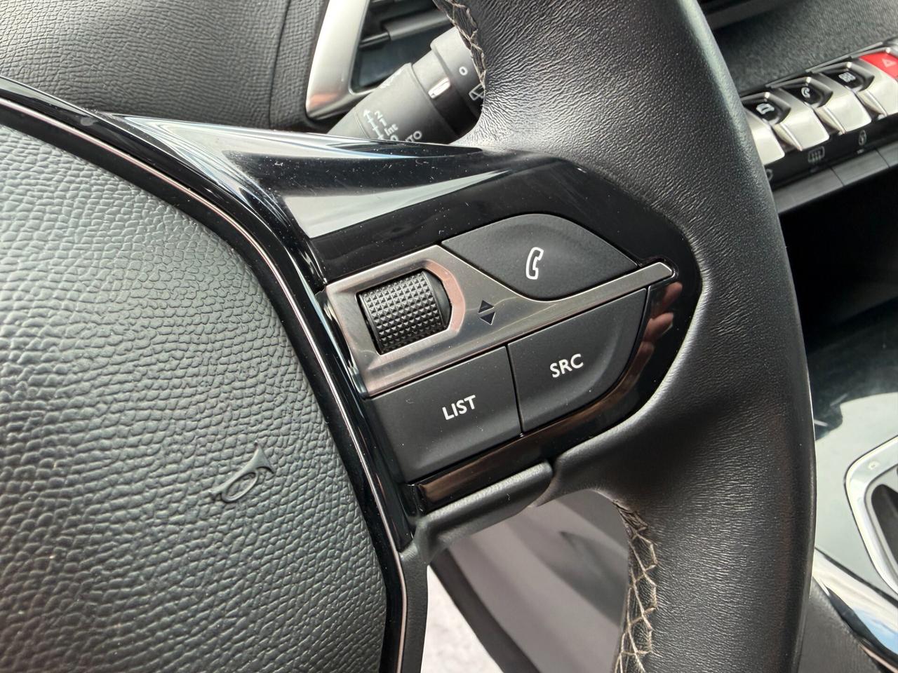 Peugeot 3008 1.5 BLUEHDI 130 cv. ALLURE PACK (Nav)