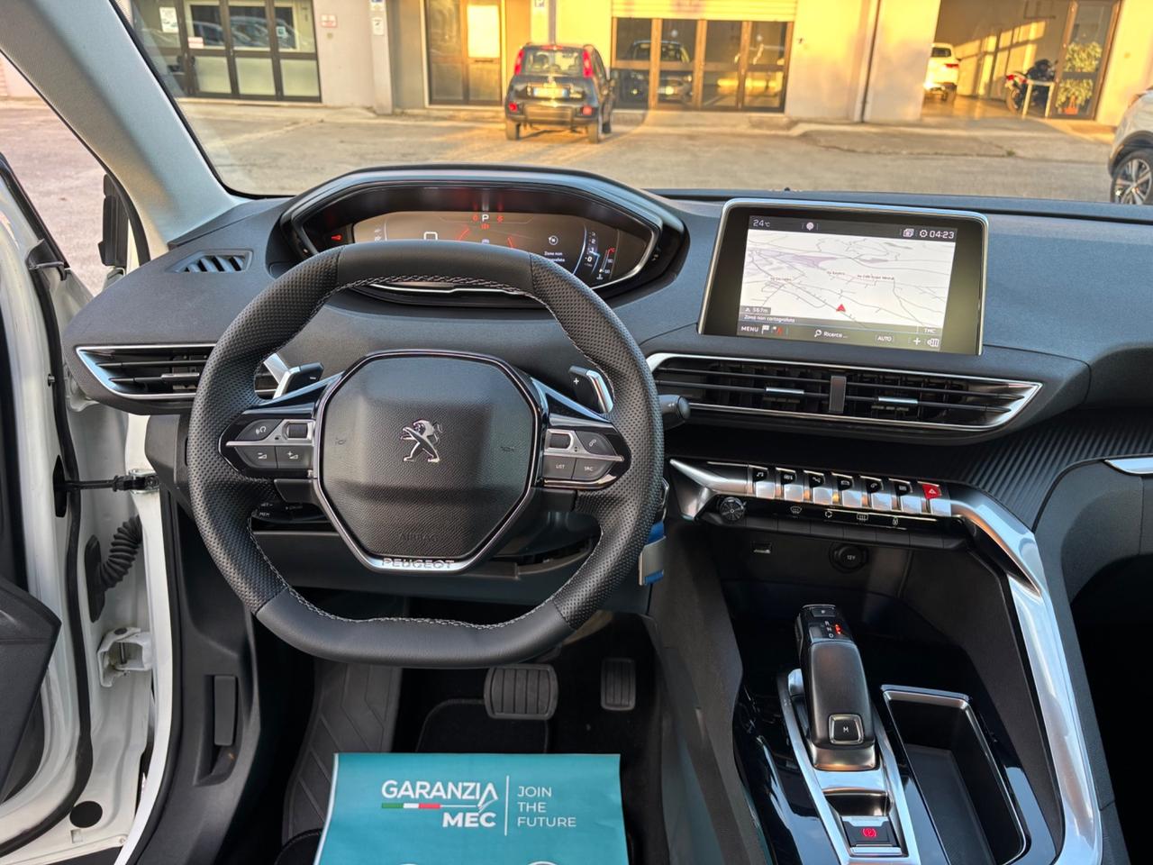 Peugeot 3008 BlueHDi 130 S&S EAT8 Business