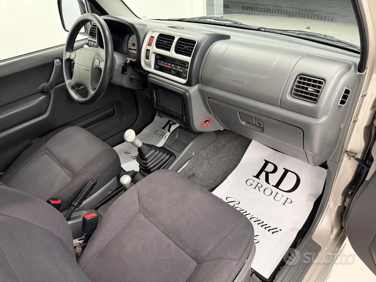 Suzuki Jimny 1.3i 16V cat 4WD JLX