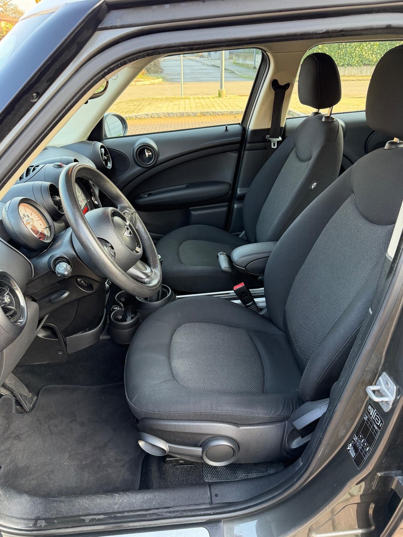 MINI Countryman D 1.6