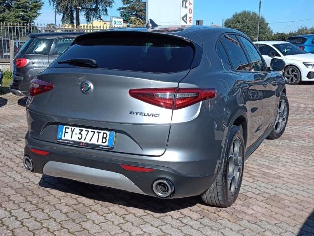 Alfa Romeo Stelvio 2.2 T 160 CV SPORT TECH AUTOMATICA VETRI SCURI CRUISE AD